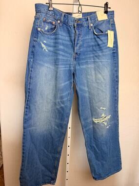 Universal Thread Mid Rise 90s Baggy Jeans Womens 12 Distressed Medium Wash NWT